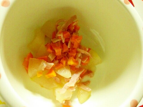 離乳食にも☆冬瓜とニンジンとベーコンのレンジ煮
